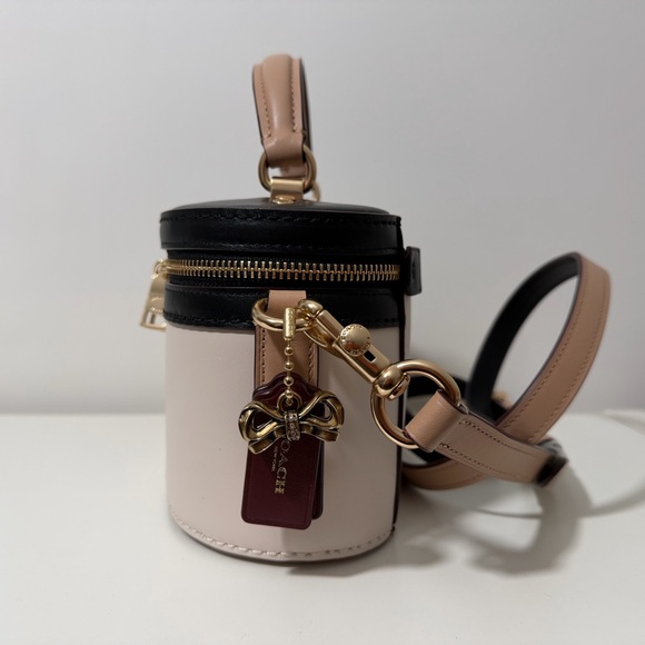 Coach x Selena Gomez Trail Bag - Picture 4 of 13